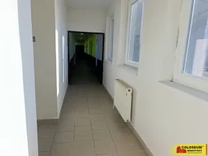 Pronájem kanceláře, Brno - Přízřenice, 291 m2