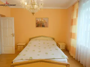 Prodej vily, Praha, 243 m2