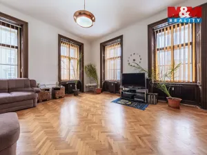 Prodej bytu 2+1, Praha, Karlínské náměstí, 102 m2