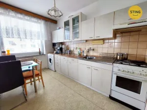 Prodej bytu 2+1, Rosice, Komenského náměstí, 60 m2