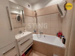 Prodej bytu 2+1, Rosice, Komenského náměstí, 60 m2