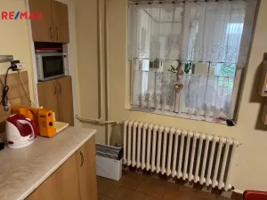 Prodej rodinného domu, Roštění, 450 m2