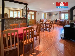 Prodej rodinného domu, Strážov - Splž, 260 m2