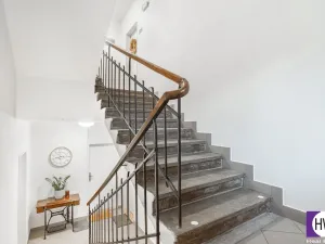 Prodej bytu 1+kk, Praha, Zbuzanská, 16 m2