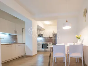 Pronájem bytu 2+kk, Pardubice, 50 m2