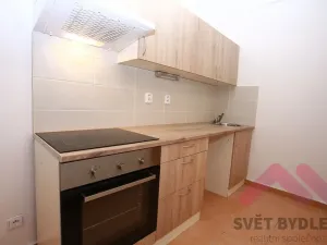 Pronájem bytu 2+1, Praha - Vršovice, Tolstého, 43 m2