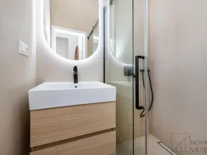 Prodej bytu 2+kk, Praha - Žižkov, Víta Nejedlého, 49 m2