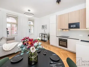 Prodej bytu 2+kk, Praha - Žižkov, Víta Nejedlého, 49 m2