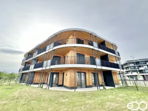 Pronájem bytu 1+kk, Praha, Ujgurská, 41 m2