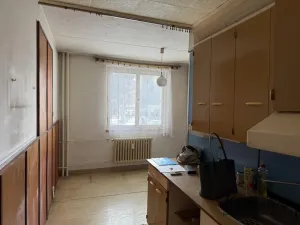 Prodej bytu 3+1, Vsetín, Jiráskova, 58 m2