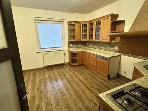 Pronájem rodinného domu, Chomutov, Dobrovského, 80 m2