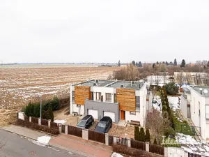 Pronájem bytu 2+kk, Praha - Pitkovice, Pýchavková, 61 m2