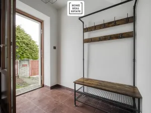 Prodej rodinného domu, Praha - Dolní Měcholupy, U svornosti, 117 m2