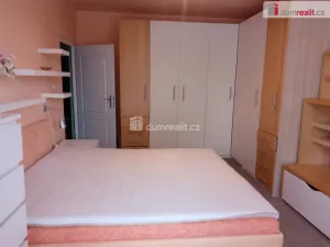 Pronájem bytu 2+1, Karlovy Vary - Bohatice, Lomená, 61 m2