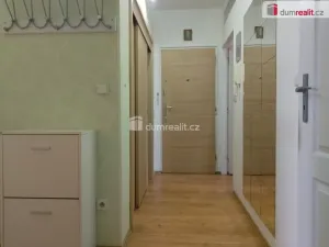 Pronájem bytu 2+1, Karlovy Vary - Bohatice, Lomená, 61 m2