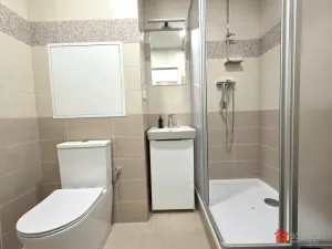 Prodej bytu 1+kk, Praha - Podolí, Kaplická, 28 m2