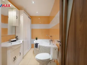 Pronájem bytu 1+1, Meziboří, Dělnická, 60 m2