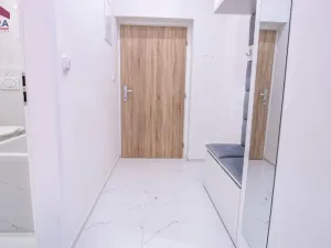 Pronájem bytu 3+kk, Jablonec nad Nisou, Růžová, 53 m2