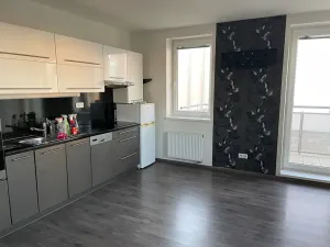 Pronájem bytu 1+kk, Praha - Libuš, Malá Slavonická, 35 m2