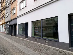 Pronájem obchodního prostoru, Hradec Králové, Gočárova třída, 80 m2