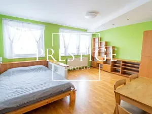 Pronájem bytu 1+1, Praha - Troja, K Haltýři, 40 m2