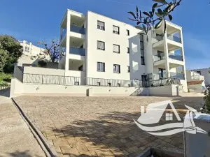 Prodej bytu 3+kk, Rogoznica, Chorvatsko, 62 m2