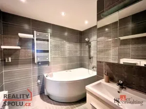 Pronájem bytu 3+1, Žatec, Pražská, 77 m2