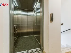 Prodej bytu 2+kk, Praha - Letňany, Kadečkové, 57 m2