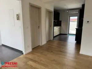 Prodej bytu 4+kk, Praha - Lochkov, K Lahovské, 99 m2