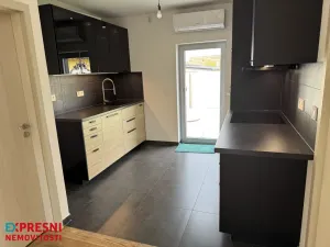 Prodej bytu 4+kk, Praha - Lochkov, K Lahovské, 99 m2