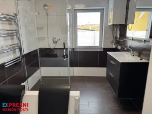 Prodej bytu 4+kk, Praha - Lochkov, K Lahovské, 99 m2