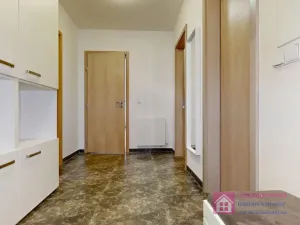 Pronájem bytu 2+kk, Praha - Smíchov, Radlická, 78 m2