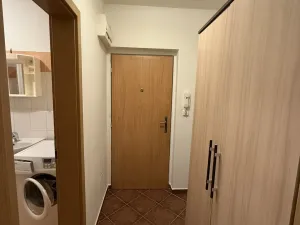 Pronájem bytu 1+kk, Praha - Hostivař, Švehlova, 25 m2