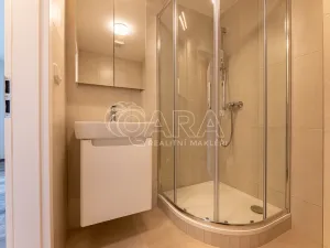 Prodej bytu 1+kk, Praha - Prosek, Lovosická, 34 m2