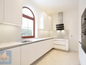 Pronájem vily, Praha - Nebušice, Nebušická, 243 m2