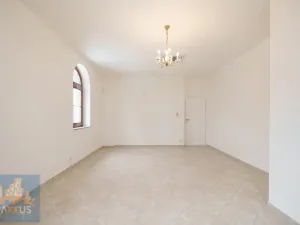 Pronájem vily, Praha - Nebušice, Nebušická, 243 m2