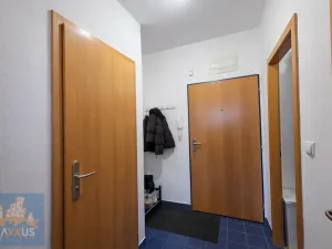Pronájem bytu 1+kk, Praha - Krč, Nad Ryšánkou, 36 m2