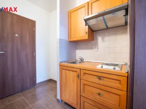 Prodej bytu 1+kk, Městec Králové, Míru, 20 m2
