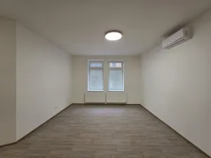 Pronájem bytu 2+1, Plzeň, Malická, 63 m2