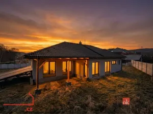 Prodej rodinného domu, Loket, Nad Hájovnou, 196 m2