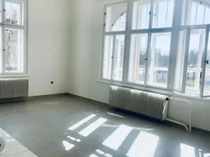 Pronájem obchodního prostoru, Broumov, Nádražní, 32 m2