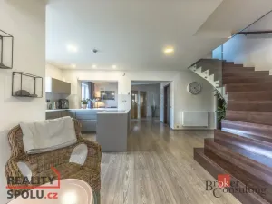 Prodej rodinného domu, Mladá Boleslav - Čejetice, Malá, 280 m2