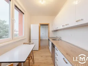 Prodej bytu 3+1, Velká Bystřice, Nádražní I, 68 m2