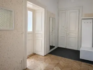 Pronájem kanceláře, Praha - Nové Město, Bolzanova, 80 m2