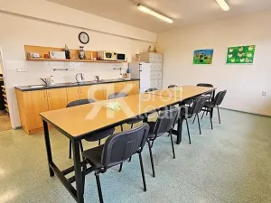 Prodej komerční nemovitosti, Opava, Slezská, 1385 m2