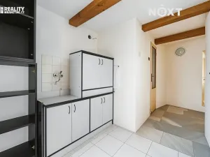 Prodej výrobních prostor, Hlubočany, 800 m2