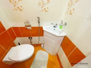 Prodej bytu 2+1, Karlovy Vary, Gagarinova, 64 m2