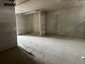 Pronájem obchodního prostoru, Praha - Smíchov, Šiklové, 110 m2