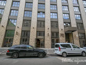 Pronájem bytu 1+kk, Brno, Bratislavská, 29 m2