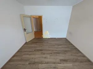 Prodej bytu 3+1, Jirkov, SNP, 76 m2